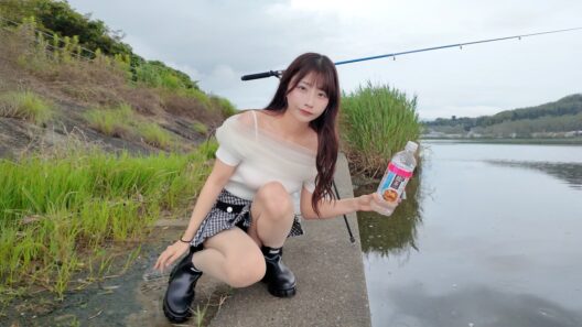 ペットボトルの罠を5本落としたら、まさかの天然ウナギが大量に…